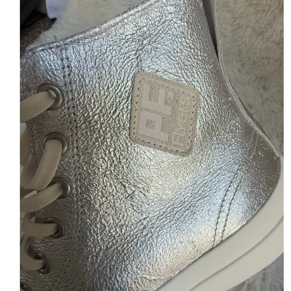 PF Flyers Silver Metallic All American Hi Women’s Size 7 / Men’s 5.5